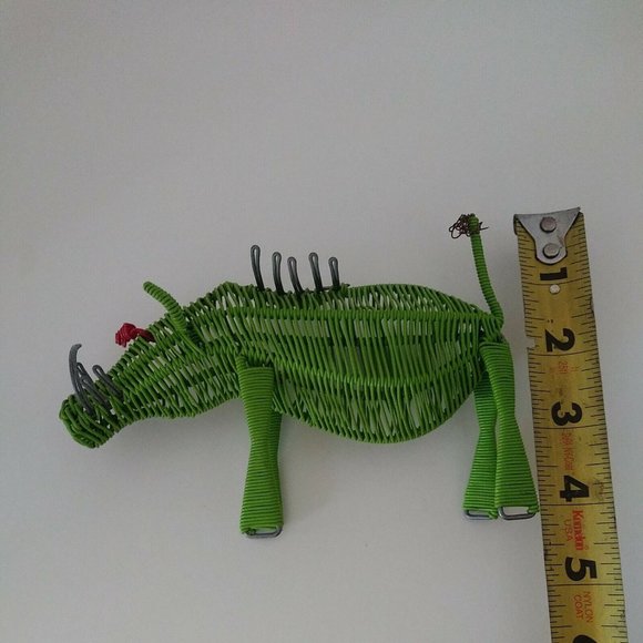 RARE Handmade NOT Beaded African Art WARTHOG Animal WIRE Sculpture Lime Green - Picture 6 of 6